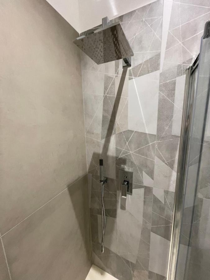 Varese Apartment Ngoại thất bức ảnh
